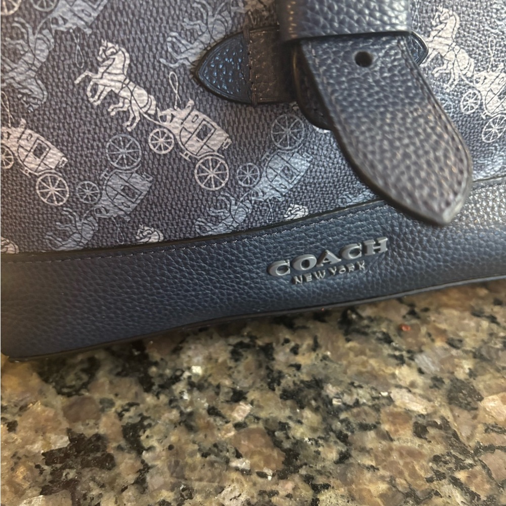Coach Hudson Messenger Bag in Horse and Carriage Print - Picture 2 of 8
